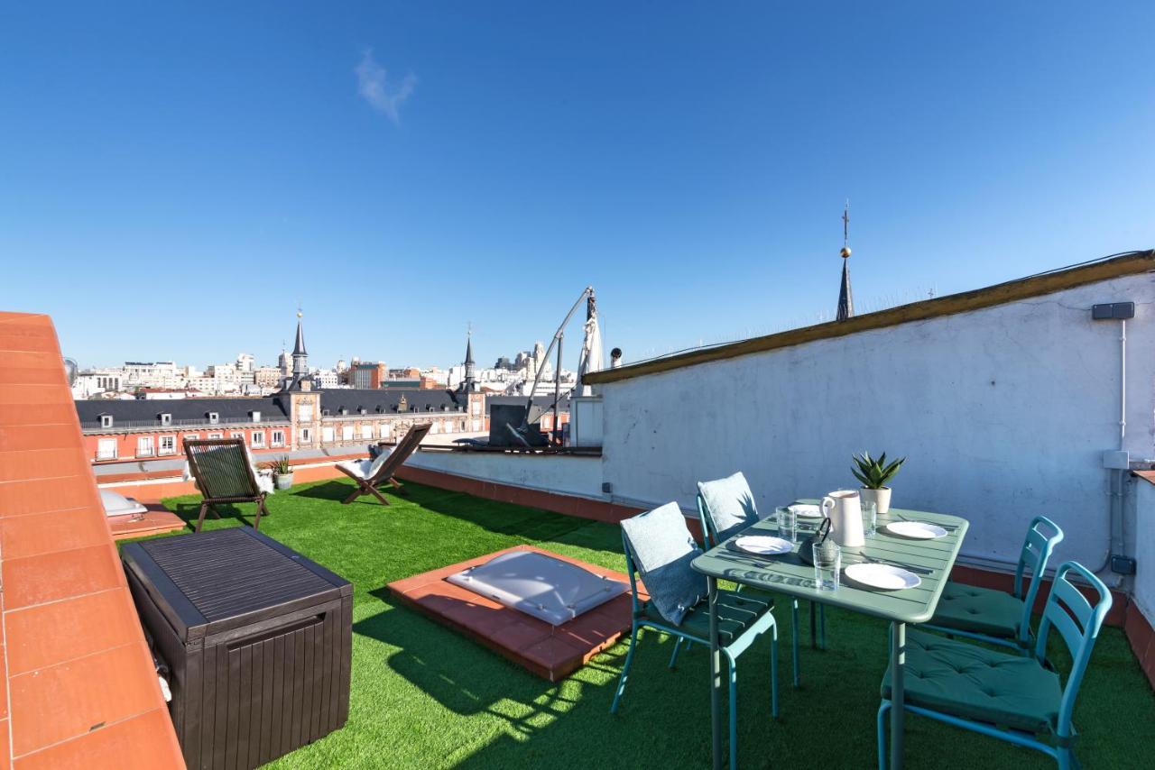 Historic Penthouse Plaza Mayor In Мадрид Экстерьер фото